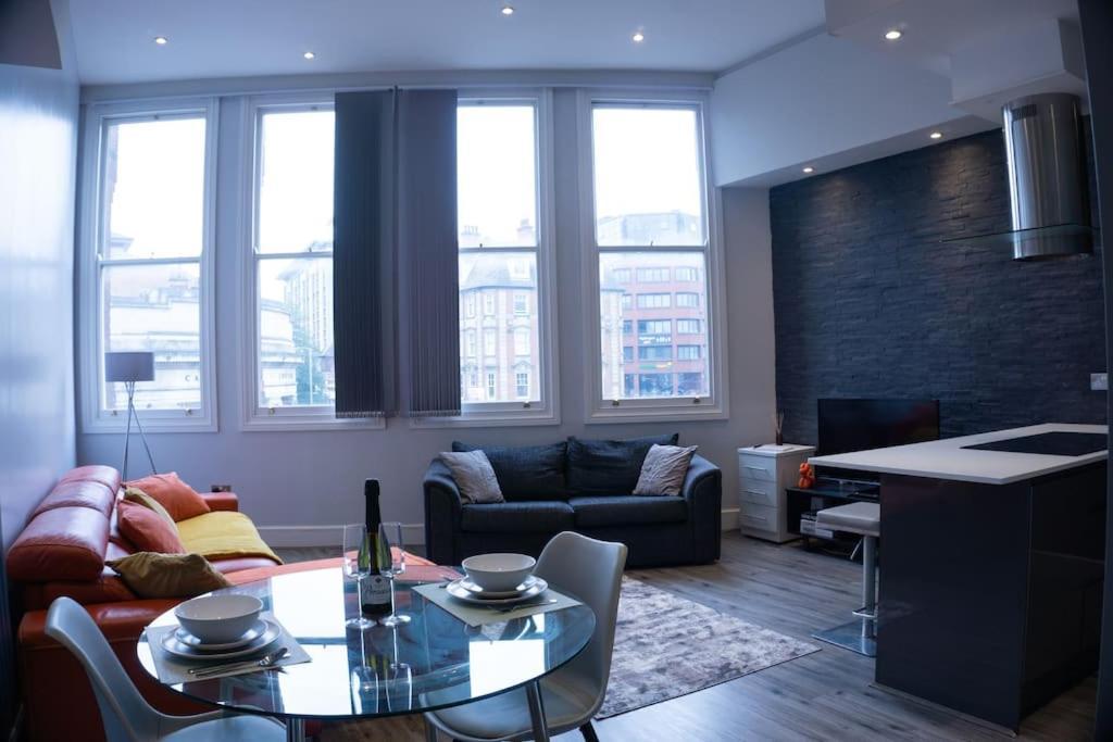 Spacious Apartment In City Centre - Free Parking Nottingham Esterno foto