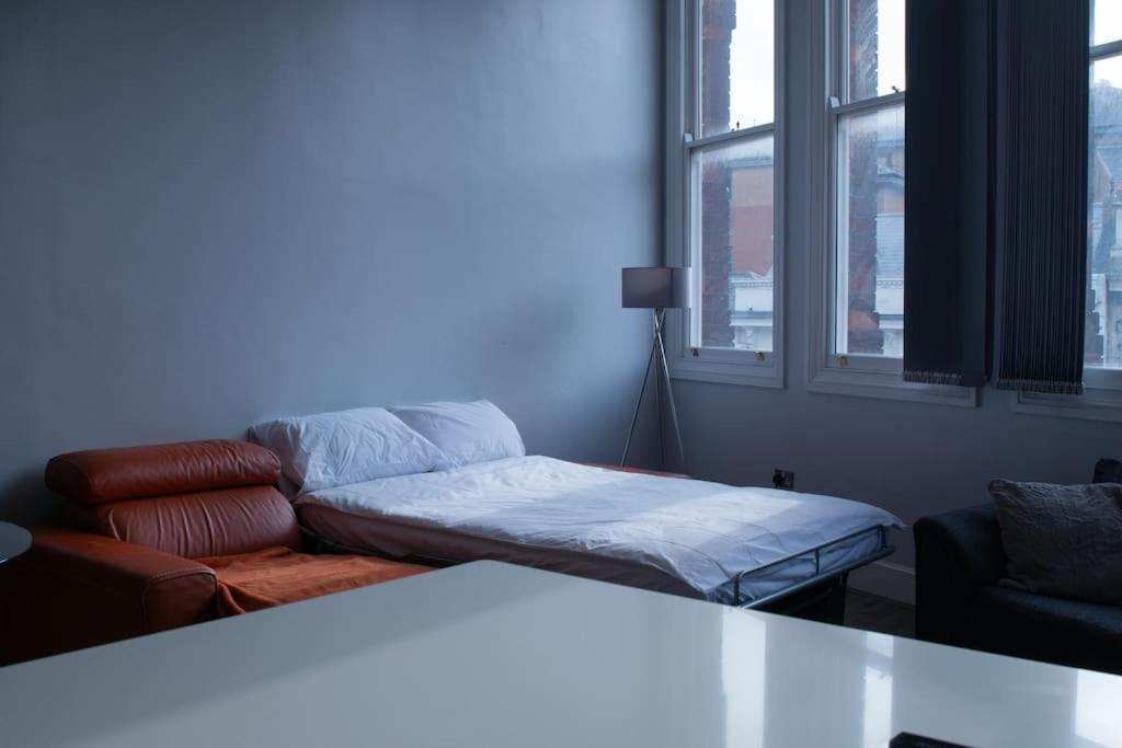 Spacious Apartment In City Centre - Free Parking Nottingham Esterno foto